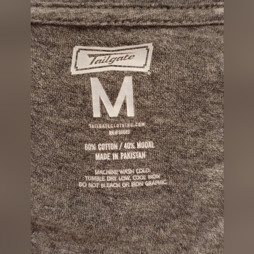 American Eagle Tailgate "There's No Crying In Baseball" Vintage LookTee - Size M - Picture 2 of 5